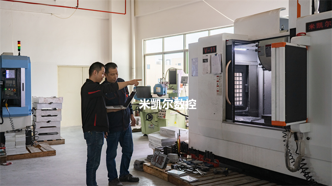 在cnc精雕機(jī)加工過程中，我們應(yīng)注意那些問題呢？