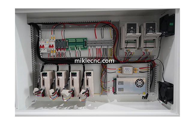 精雕機(jī)的控制系統(tǒng)是什么？